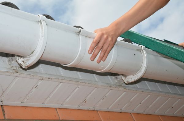 Gutter Reattachment in Columbus